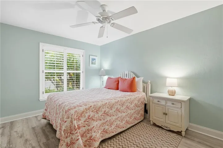 2548 River Reach Dr, Naples, Florida 34104
