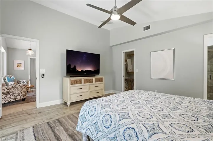 2548 River Reach Dr, Naples, Florida 34104