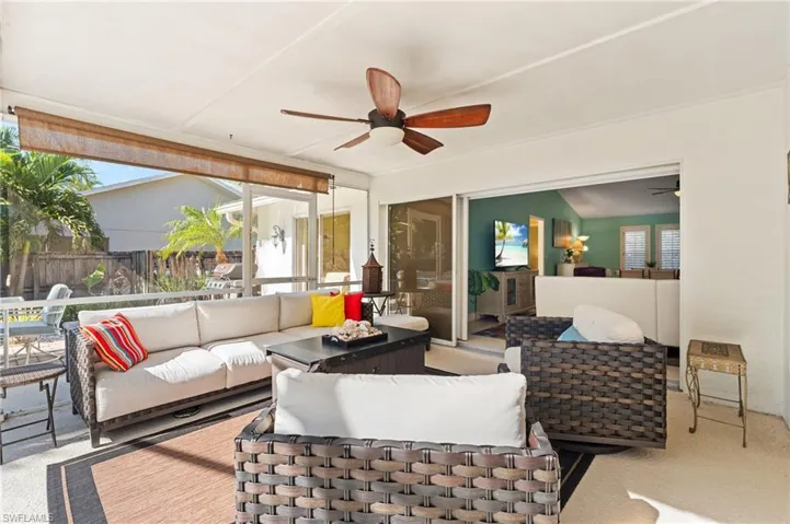 2548 River Reach Dr, Naples, Florida 34104