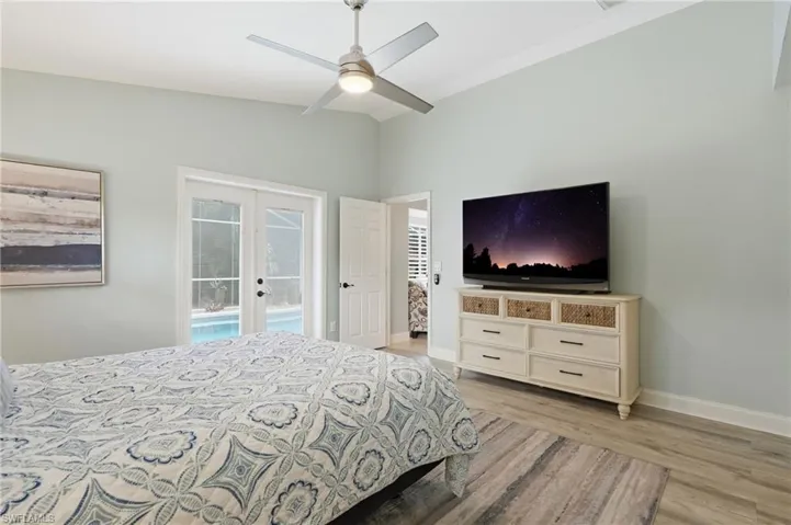 2548 River Reach Dr, Naples, Florida 34104