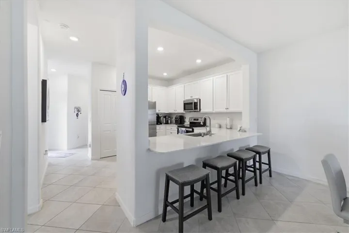 2636 Vine Ave, Naples, Florida 34120