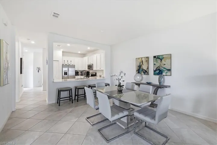 2636 Vine Ave, Naples, Florida 34120