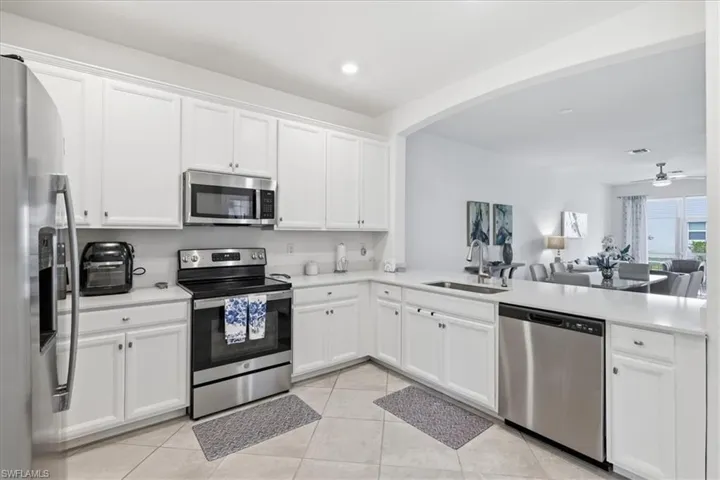2636 Vine Ave, Naples, Florida 34120