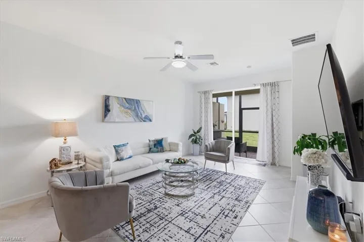2636 Vine Ave, Naples, Florida 34120