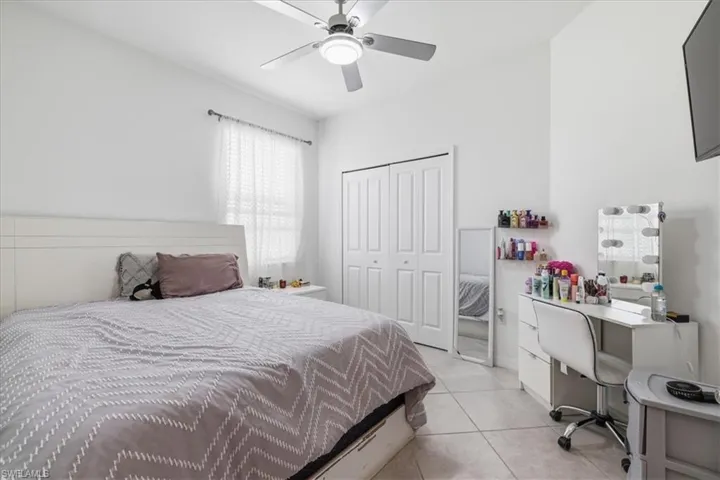 2636 Vine Ave, Naples, Florida 34120