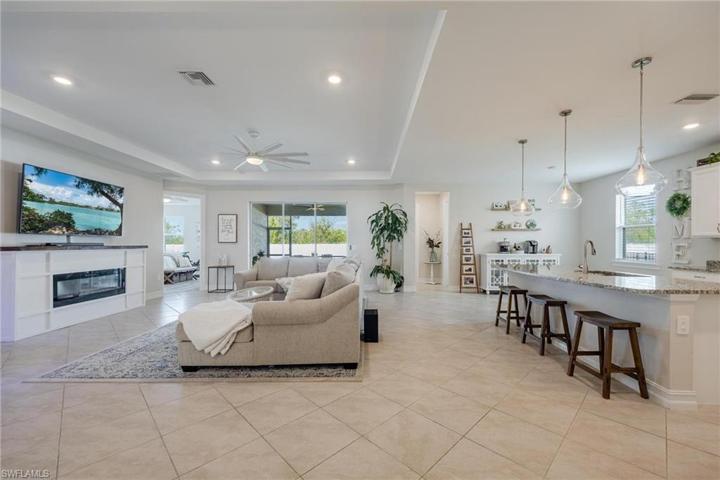3154 Birchin LN, FORT MYERS FL 33916