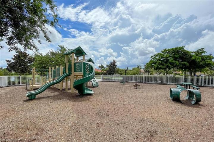3154 Birchin LN, FORT MYERS FL 33916