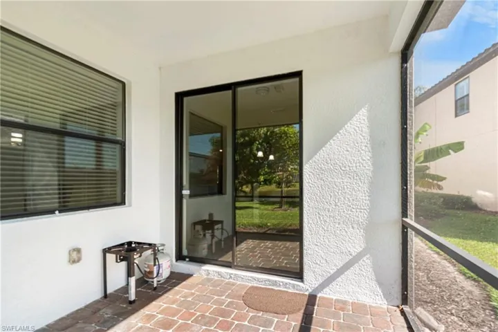 10996  Cherry Laurel  DR, Fort Myers, FL 33912