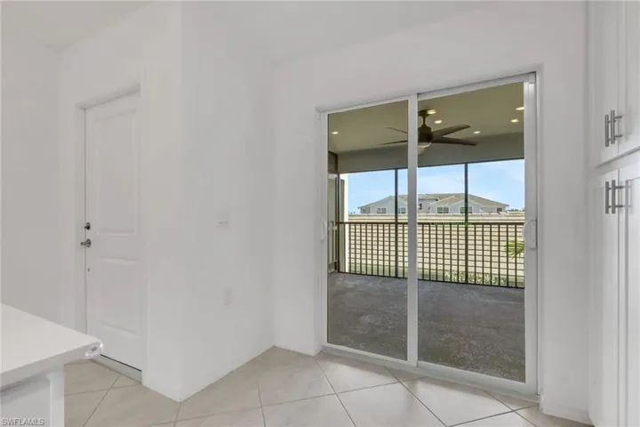 Screened front entry and patio space