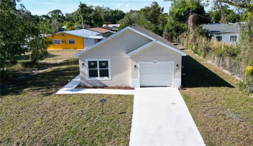 2173 Mitchell Ct, Fort Myers, Florida 33916