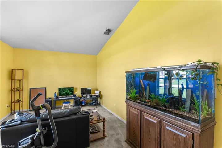 1331 Nw 14th Pl, Cape Coral Fl 33993
