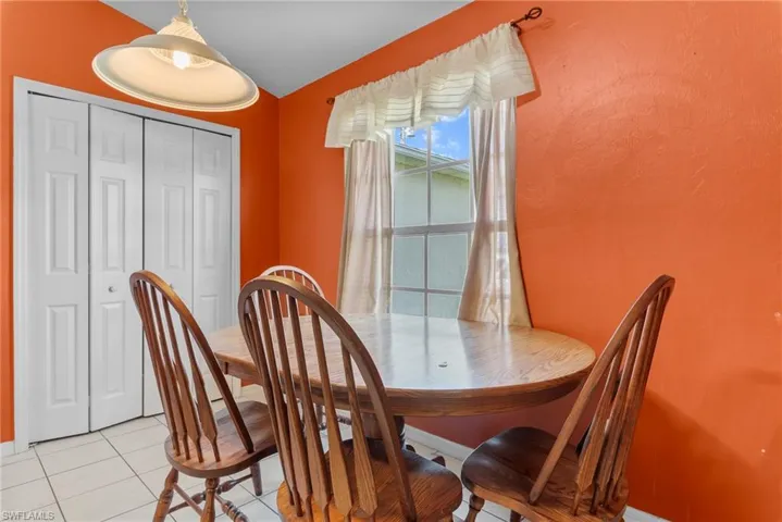 1331 Nw 14th Pl, Cape Coral Fl 33993