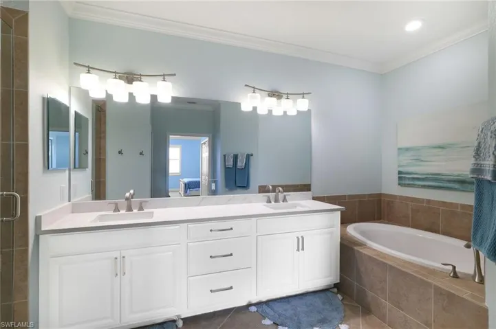 28021 Cookstown Ct 3603, Bonita Springs, Florida 34135