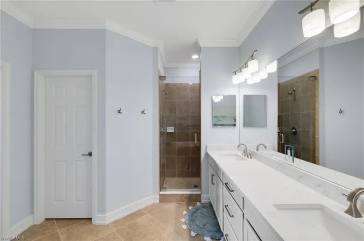 28021 Cookstown Ct 3603, Bonita Springs, Florida 34135
