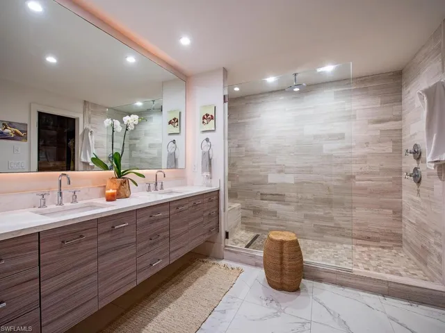 Primary bath