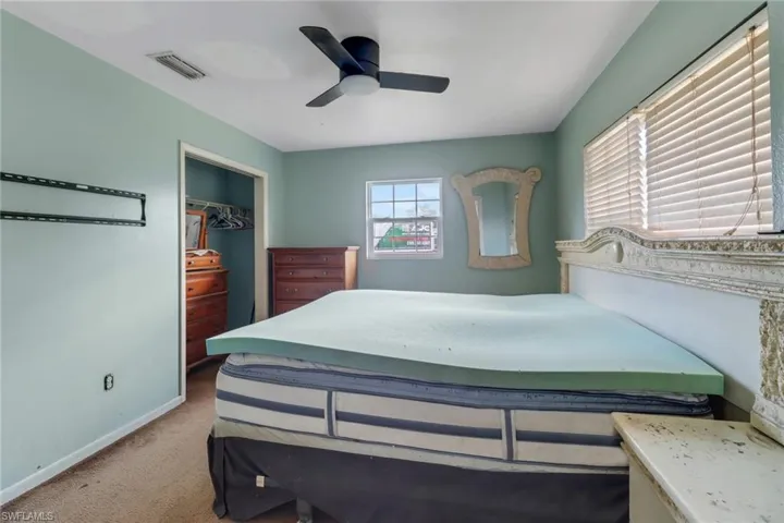 820  Gerald  AVE, Lehigh Acres, FL 33936