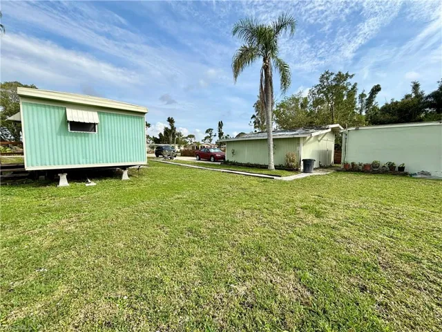 1185 Patterson RD, CAPE CORAL FL 33909