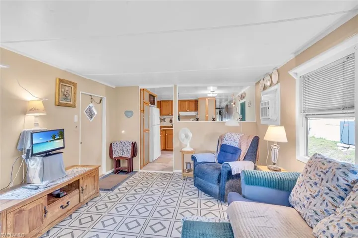 1185 Patterson RD, CAPE CORAL FL 33909