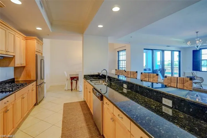 10721  Mirasol  DR, Miromar Lakes, FL 33913