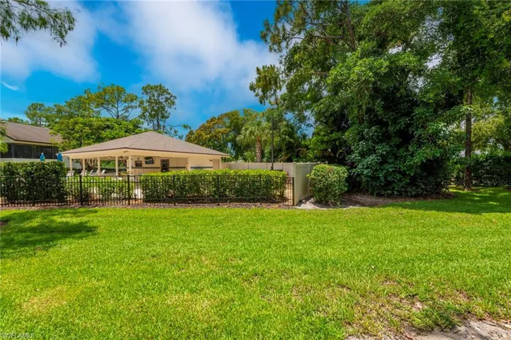 1820 Kings Lake Blvd 103, Naples, Florida 34112