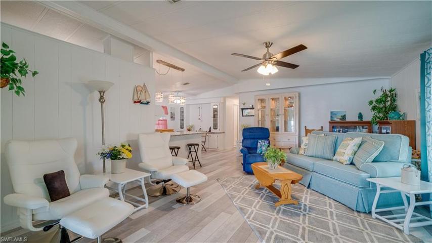 Plenty of seating... Ample room for entertaining or a quiet evening at home.