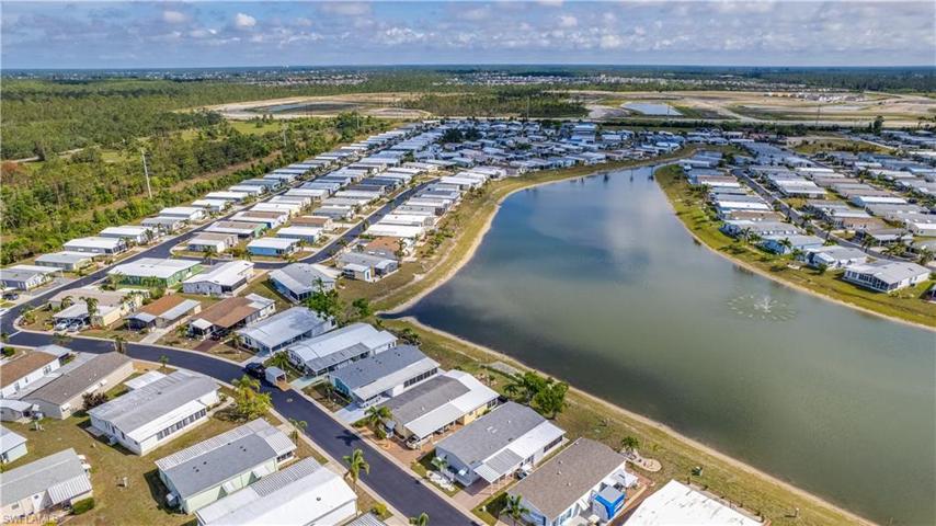 Imagine the wildlife that calls this lake "home". Sit in your Florida room, in your screened room, or on your patio. All waterfront and waiting for you!