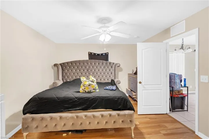 2222 Ne 15th Ter, Cape Coral, Florida 33909