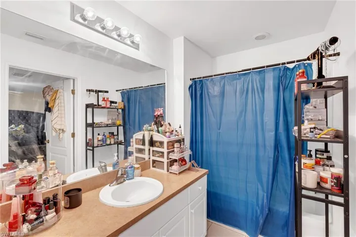 2222 Ne 15th Ter, Cape Coral, Florida 33909