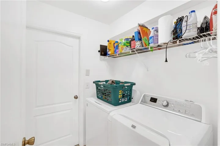 2222 Ne 15th Ter, Cape Coral, Florida 33909