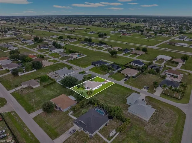2222 Ne 15th Ter, Cape Coral, Florida 33909