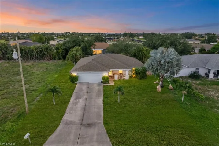 2222 Ne 15th Ter, Cape Coral, Florida 33909