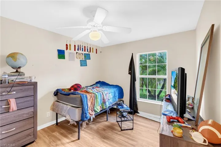 2222 Ne 15th Ter, Cape Coral, Florida 33909