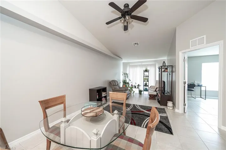 523-527 SE 6th  PL, Cape Coral, FL 33990