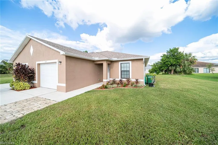 523-527 SE 6th  PL, Cape Coral, FL 33990
