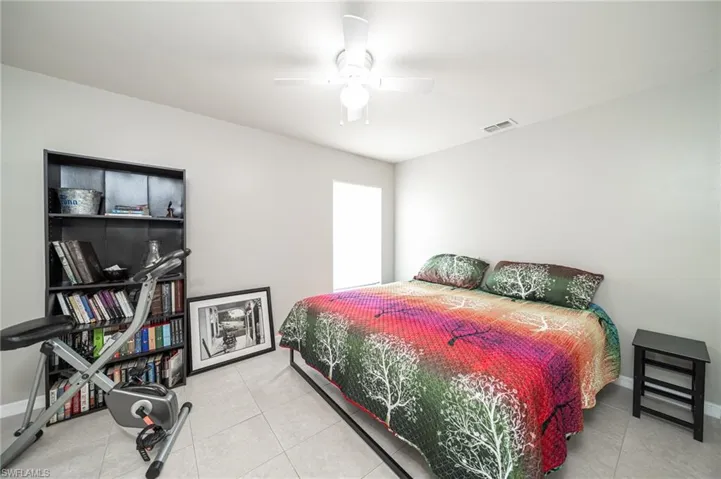 523-527 SE 6th  PL, Cape Coral, FL 33990