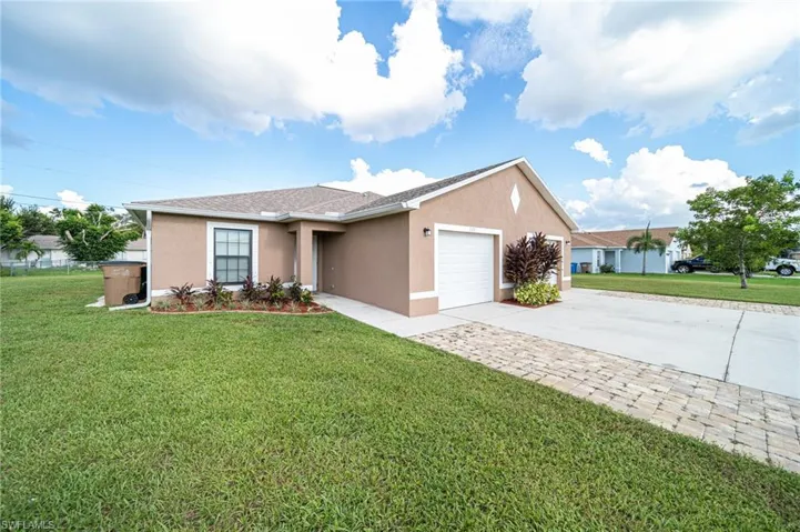 523-527 SE 6th  PL, Cape Coral, FL 33990