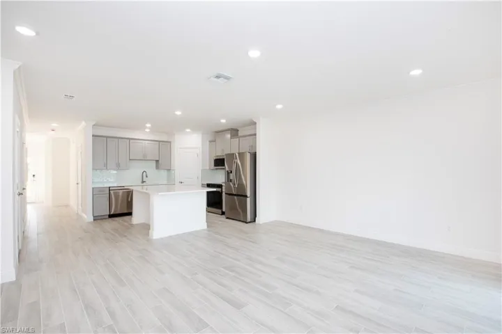 10534 Fountain Palm Cir, Bokeelia, Florida 33922