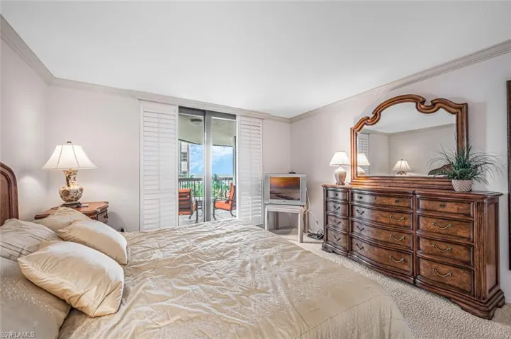 2 closets in master bedroom