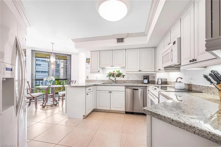 Bright Open granite kitchen
