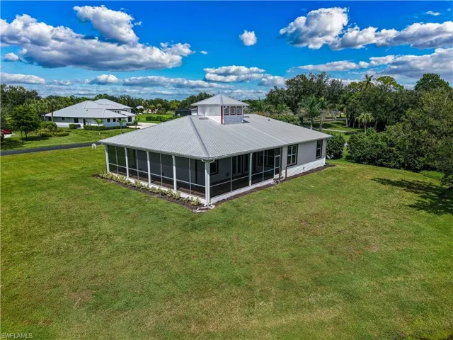 18111 Riverchase Ct, Alva, Florida 33920