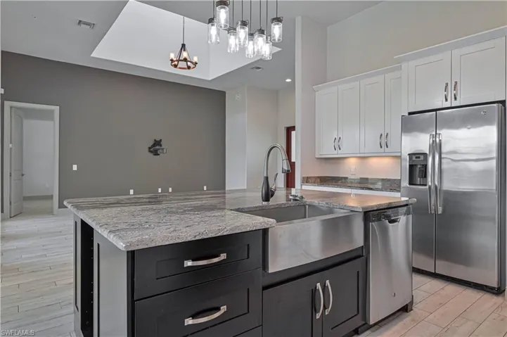 18111 Riverchase Ct, Alva, Florida 33920
