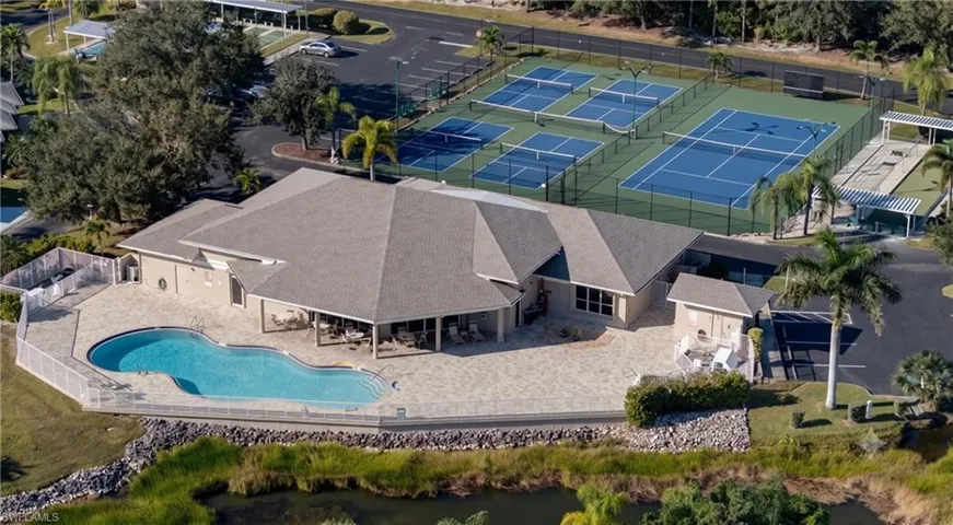 10718 Blue Bimini Cir, Estero, Florida 33928