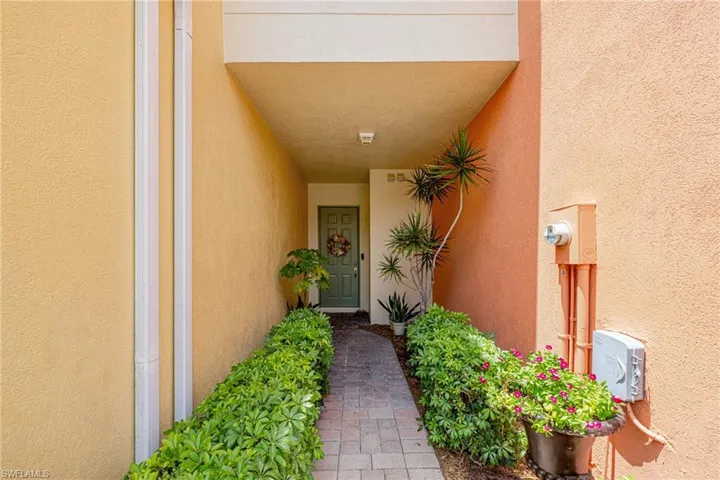 9808 Solera Cove Pt 103, Fort Myers, Florida 33908