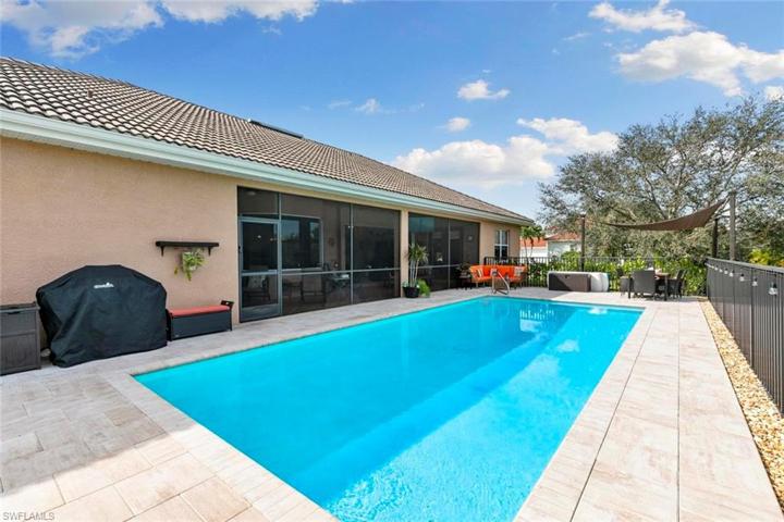 12296  Casals  LN, Bonita Springs, FL 34135