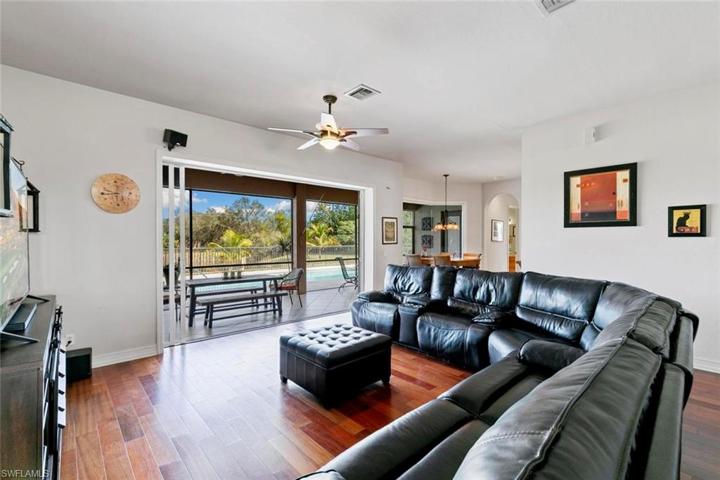 12296  Casals  LN, Bonita Springs, FL 34135