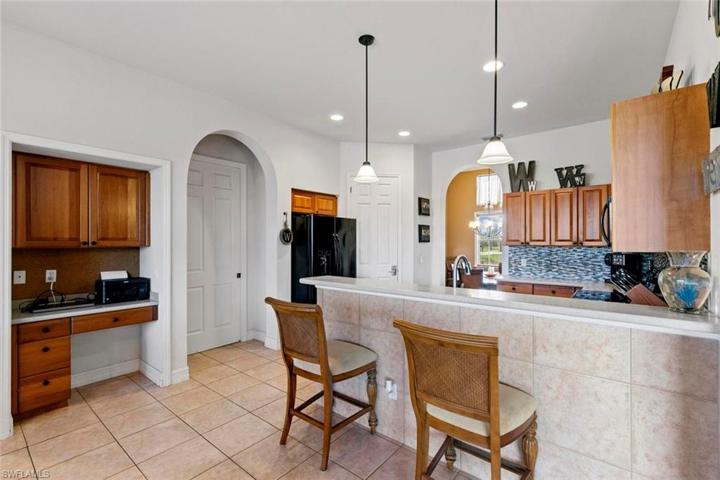 12296  Casals  LN, Bonita Springs, FL 34135