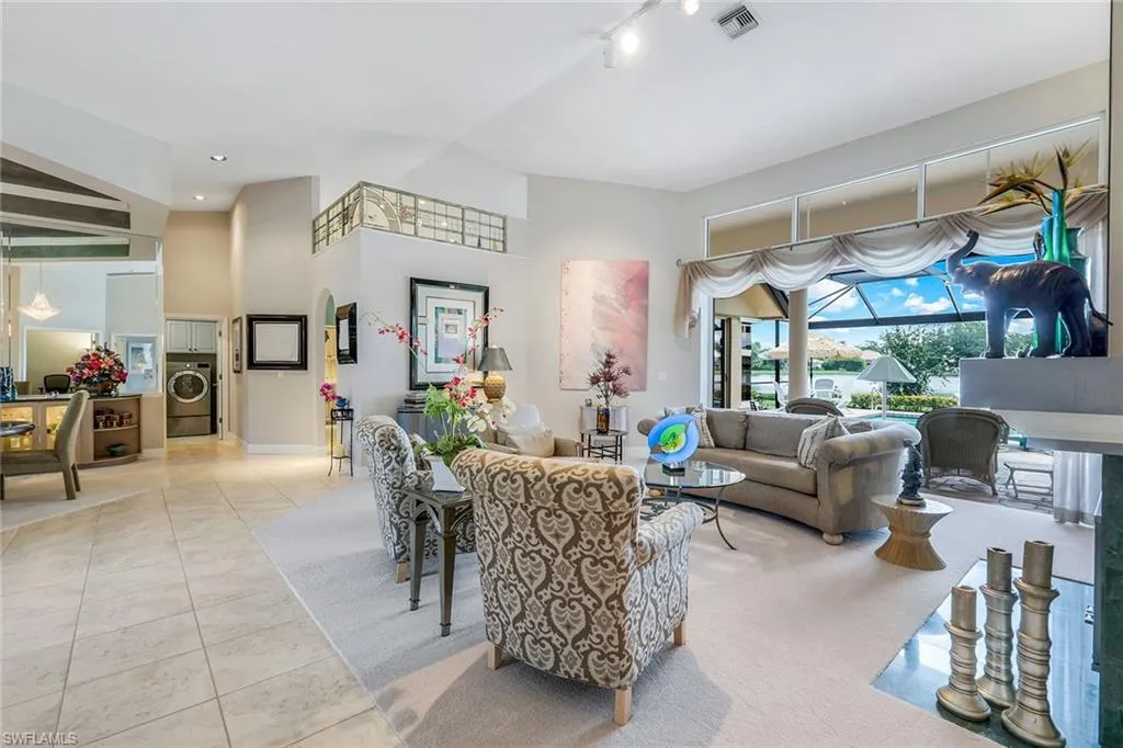 3760 Lakemont DR, Bonita Springs, FL 34134,225060554