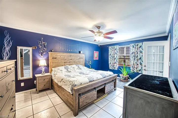 6100  Cypress Hollow  WAY, Naples, FL 34109