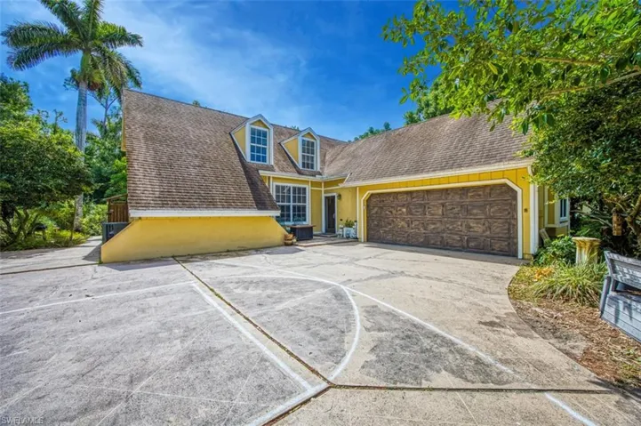 6100  Cypress Hollow  WAY, Naples, FL 34109