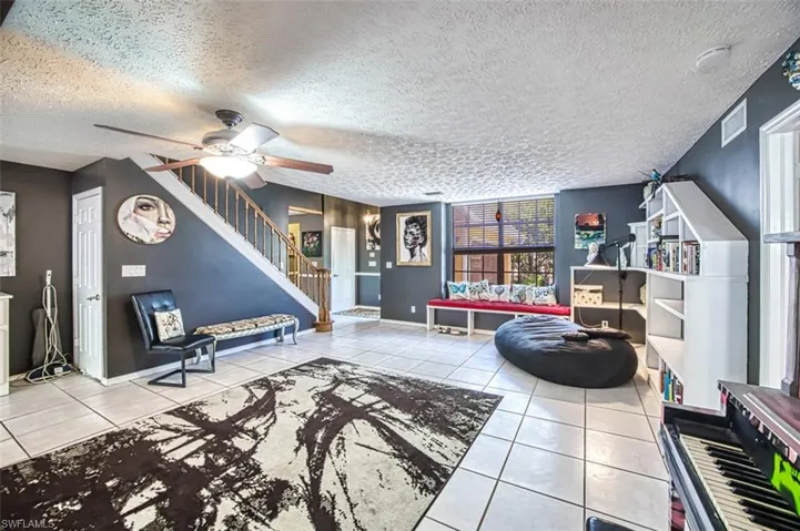 6100  Cypress Hollow  WAY, Naples, FL 34109